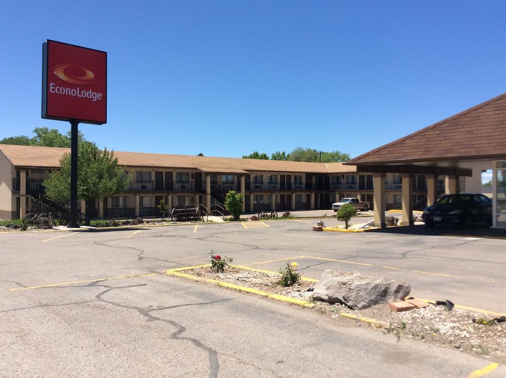 Econo Lodge Бийвър Екстериор снимка