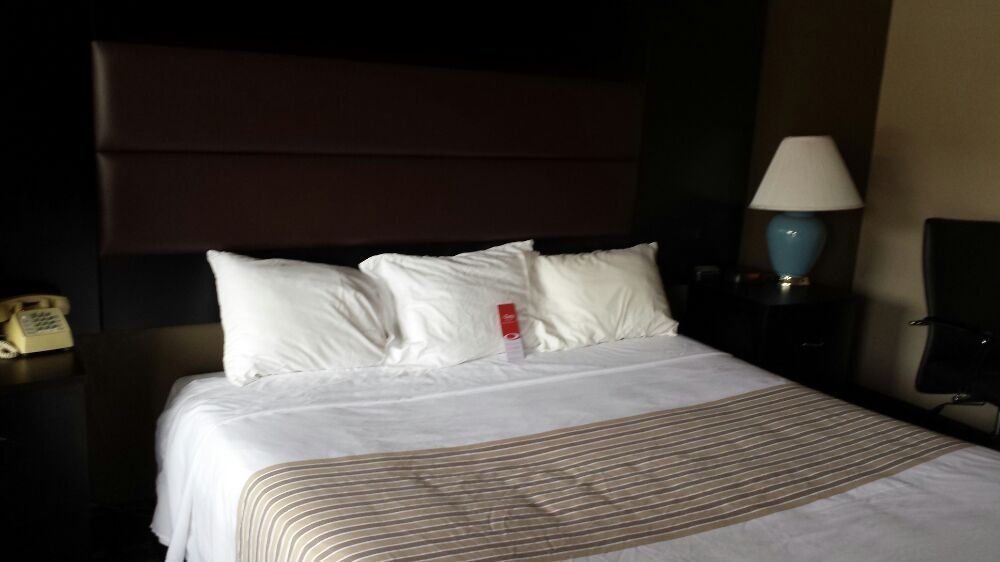 Econo Lodge Бийвър Екстериор снимка