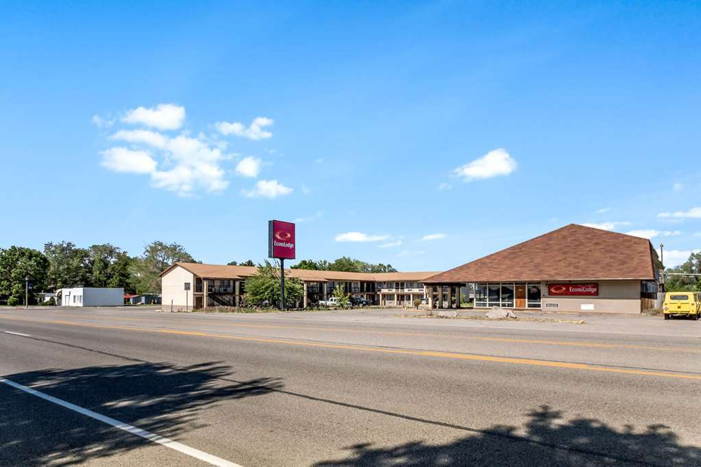 Econo Lodge Бийвър Екстериор снимка